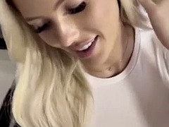 More sexy girls live on Pusicam.com