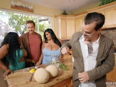 Mooie dikke vrouwen, Grote kont, Grote mammen, Bruinharig, Zwart, Latijnse vrouw, Natuurlijke tieten, Speelgoed