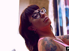 Anál, Creampie, Emo, Gotika, Tetování