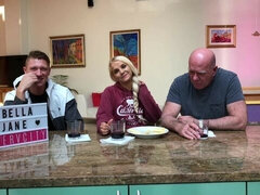 Amatööri, Iso kulli, Blondi, Takaapäin, Itsetyydytys, Laiha, Teini, Tissit