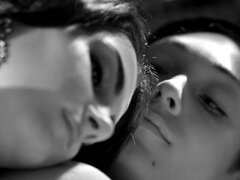 Amerikkalainen, Perse, Tyttö, Ruskeahiuksinen, Spermashotti, Rankka, Lesbo, Ajeltu