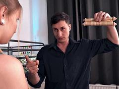 Rubia, Mamada, Corridas, Sexo duro, Latina, Madres para coger, Al aire libre, Estrella porno