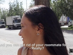 아마추어, 도기스타일, 자연의 가슴, 야외의, 셀카, 공개적인, 짧은 머리, 끈 팬티