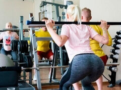 Hatalmas hátsó, Monumentális dákó, Tekintélyes didik, Kutya póz, Orosz, Vékony, Tetkó, Tini