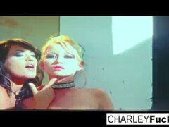 Μελαχροινή, Λεσβία, Γυμνή, Μουνί