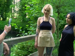 18 anos, Loiroa, Morena, Facial, Francêsa, Hd, Ao ar livre cartaz de rua outdoor, Sexo grupal a três