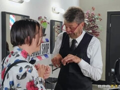 Kont, Lul, Vingeren, Hakken, Zoenen, Likken, Natuurlijke tieten, Rijden