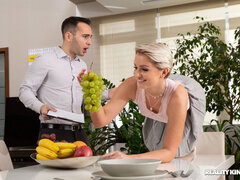 Babe, Blondinka, Fafanje, Hd, Pete, Muco, Kratki lasje, Čvrsta