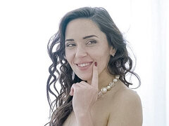 Anal, Rumpe, Kukk suging, Brunette, Bakfra, Latina, Stripping, Tenåring