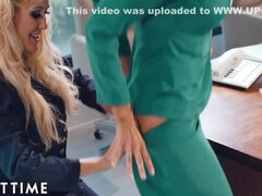 Culo grande, Tetas grandes, Rubia, Penetracion con dedos, Hd, Lesbiana, Madres para coger, Tetas