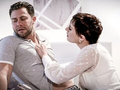 Amador amadora, Quarto, Bundão, Pauzão, Peitos grandes, Boquete, Transar de quatro, Cabelo curto