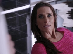 Chambre à dormir, Tromperie, Preservatif, Talons, Chatte, Tabou, Plan cul à trois, Nénés