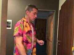 舐める尻, 浴室, イく瞬間, 顔射, 開帳, 手コキする, ホテル, シャワー