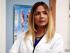 Velika rit, Rjavolaska, Prstni, Lizanje, Naravne joške, Majhen, Rimjob, Joške