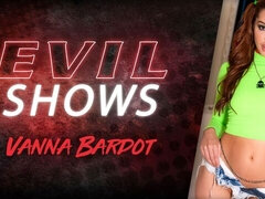 Amatéri, Blondína, Zející, Vlasatej, Masturbácia, Kozičky, Hračky, Webkamera