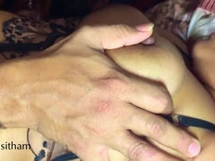 Sitominen alistaminen sadomasokismi masokismi, Pariskunta, Intialainen, Suudella, Hieronta, Turvonneet nännit, Imevä, Tissit