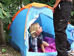 Blondine, Gruppe, Handjob, Im freien, Öffentlich, Solo, Jungendliche (18+), Netzkamera