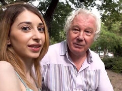 18 jaar, Pijpbeurt, Man die toekijkt, Hondjeshouding, Gezichtspunt, Realiteit, Tiener, Tieten likken