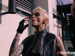 Mačiatko, Veľké kozy, Blondína, Prsnatá, Skupina, Hd, Fajčenie, Švédska rojka