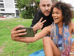 Amatéri, Kuřba, Ebenové, Medzirasové, Prirodzené prsia, Vonku, Vychudnutá, Teenka