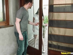 Amatéri, Anál, Zadok, Kuřba, Na psíka, Pička, Realita, Vlak