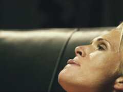 Popó, Seggnyalás, Szőke, Kebles, Leszbikus, Orgazmus, Vonat, Régebbi évjáratú pornó