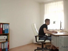 チェコ, 爸, 娘, Hd, 熟年, 小柄, 息子, ティーン