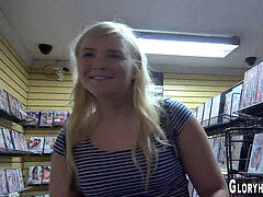 ぽっちゃり, フェラチオ, ぽちゃ, イく瞬間, 顔射, のぞき穴, オナニー, ティーン