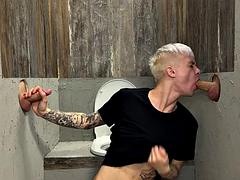 Amatorka, Analny, Gej, Hardcore, Rzeczywistość, Rosyjski, Tatuaż, Trójkąt