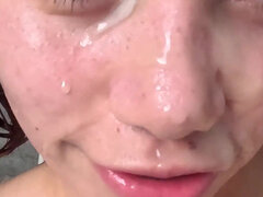 18, Amatør, Kukk suging, Sperm skott, Ansiktssperm, Blotting, Rødtopp