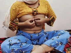 Asiatique, Gros cul, Éjaculation interne, Doigter, Massage, Masturbation, Orgasme, Jouets