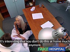 Karol Lilien demands her fakehospital doctor to fill her up in the office