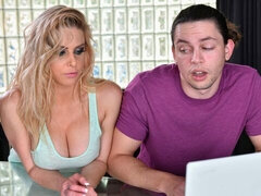 Stor rumpe, Stor kukk, Store pupper, Blond, Kukk suging, Bakfra, Milf, Pupper