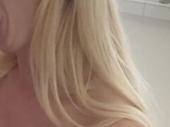 Blondína, Kuřba, Pár