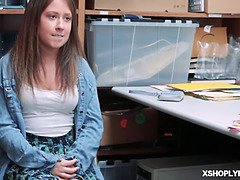 Bakrom, Brunette, Fersket, Hardcore, Hd, Latina, Skrikende, Tenåring