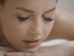 Venera Maxima & Charlie Red Tantra Lesbian Massage