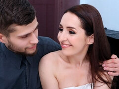 Røv, Pik sutte, Brunette, Hanrej, Fetish, Mor jeg gerne vil kneppe, Strømper, Bryster