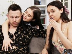 Анальный секс, Большая жопа, Большой член, Минет, Брюнетки, Собачьи, Натуральные сиськи, Молоденькие