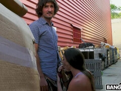 Kukk suging, Brunette, Barmfager, Hardcore, Offentlig, Ridning, Barbert, Trekant