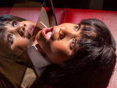 Avsugning, Brunett, Doggystyle, Dubbelpenetrering, Klänning, Milf, Mmf man man kvinna, Trekant