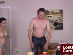 오랄섹스, 흑갈색 머리, 게임, 하드코어, Hd, 스트리핑, 청소년, 쓰리섬