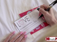 Duży kutas, Duże cycki, Styl na pieska, Grupa, Lesbijka, Lizanie, Naturalne cycki, Trójkąt