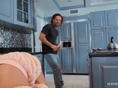 Жопа, Большие сиськи, Минет, Секс без цензуры, Домохозяйки, Милф, Киски, Сиськи