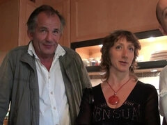 Grosse titten, Betrug, Kehlenfick, Hausfrau, Interrassisch, Reif, Milf, Ehefrau