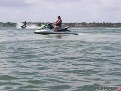 Zadok, Bbw, Veľký zadok, Veľké kozy, Prsnatá, Macaté, Vonku, Kozičky