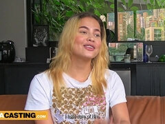 Ερασιτέχνης, Πίπα, Βυζαρού, Βαθυ λαρυγγι, Σε στάση σκύλου στα τέσσερα, Φυσικά βυζιά, Μουνί, Στενό