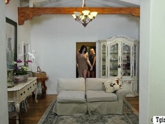 Большие сиськи, Минет, Глубокая глотка, Лизание, Киски, Трансы