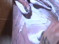 Amatőr, Tekintélyes didik, Európai, Leszbikus, Érett feleség, Nuni, Zuhanyozó