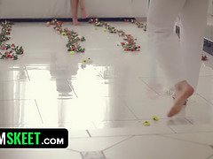 Duży tyłek, Duży kutas, Obciąganie, Brunetka, Wytrysk, Hd, Krzyczeć, Cycki