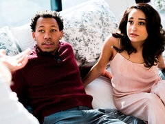 Grosser arsch, Grosser schwanz, Blondine, Blasen, Hundestellung, Interrassisch, Milf, Titten